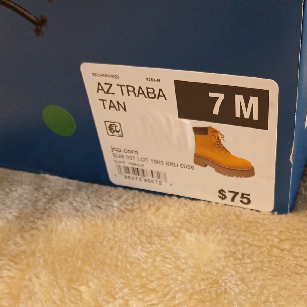 Tan and Brown Ankle Boots with Rugged Sole and Lace-Up Design - Picture 2 of 8